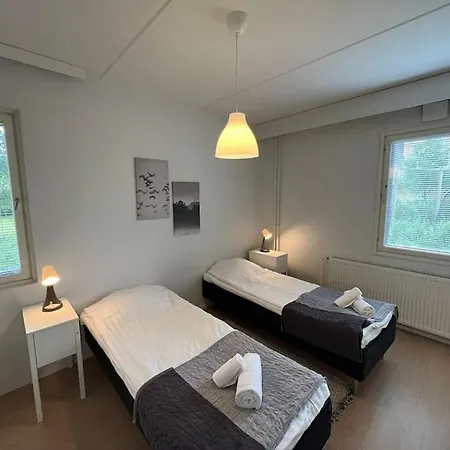 Kotimaailma - Viihtyisa Kaksio Viertolassa Lejlighed